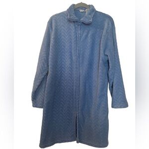 Mayfair woman’s robe, blue, herringbone design, size S/M